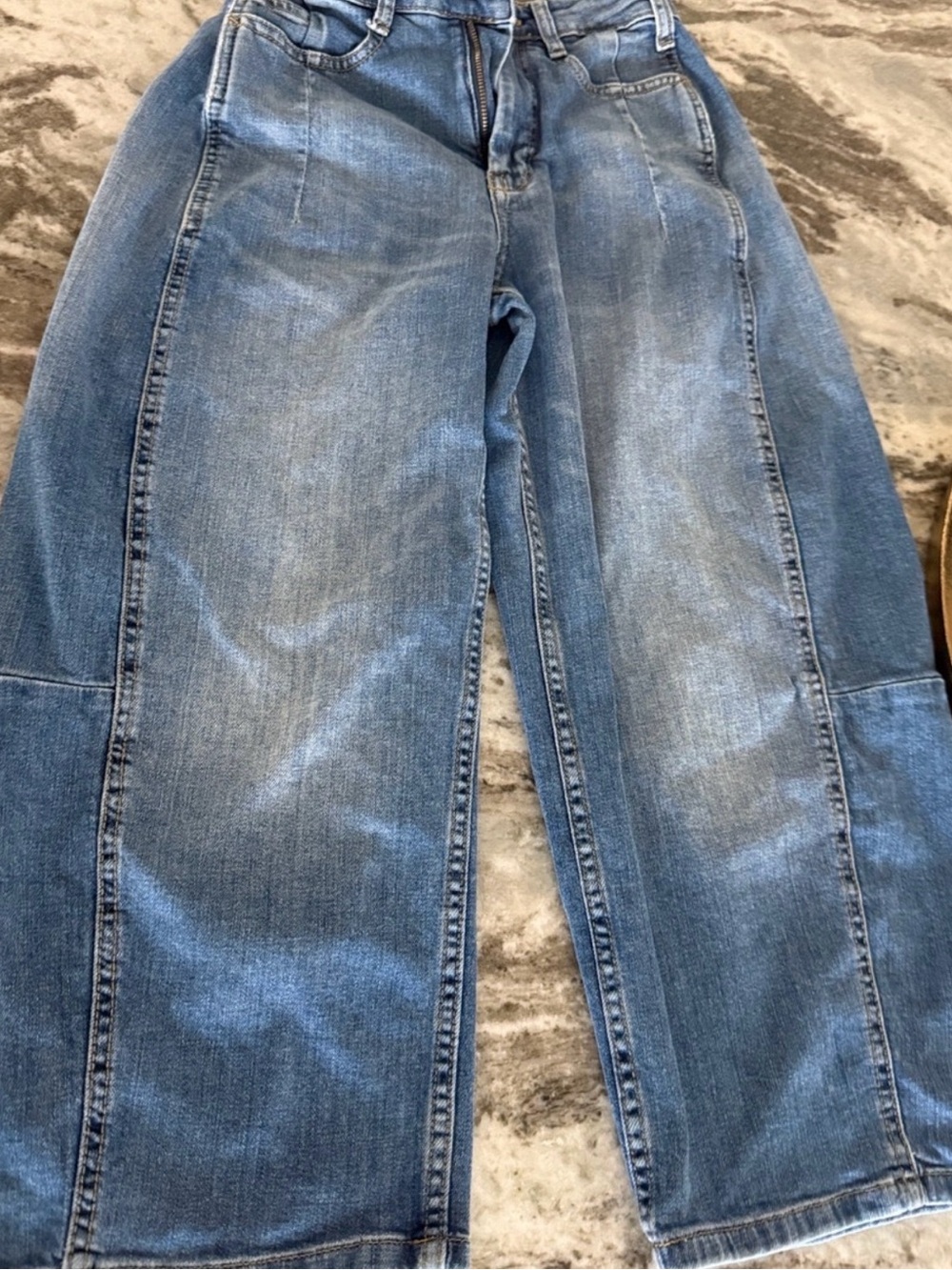 Pilcro Light Blue Wide-Leg Cropped Jeans - Picture 3 of 6